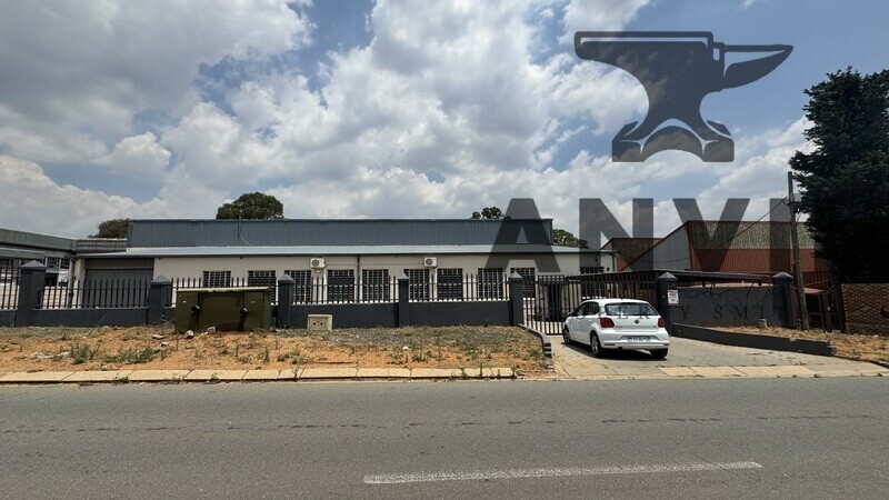 8 Minerva Ave, Lea Glen, Randburg - 1400m² Freestanding Industrial building To Rent - Lea Glen property image 33