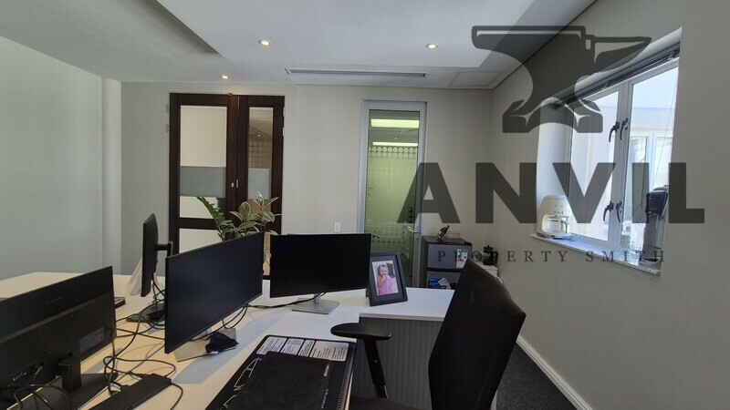 Amdec House, Steenberg Office Park, Silverwood Close, Westlake - First Floor 92sqm 2/2 property image 4