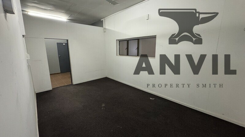 8 Minerva Ave, Lea Glen, Randburg - 1400m² Freestanding Industrial building To Rent - Lea Glen property image 10