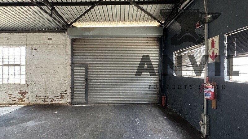 8 Minerva Ave, Lea Glen, Randburg - 1400m² Freestanding Industrial building To Rent - Lea Glen property image 15