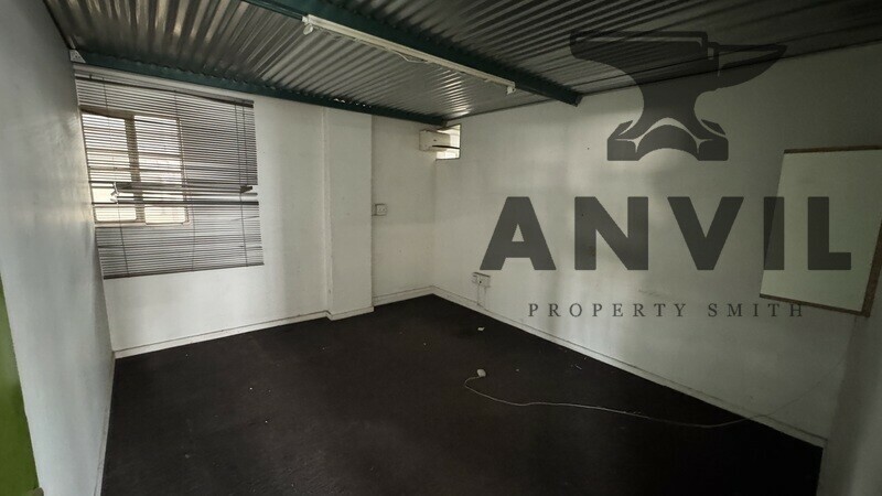 8 Minerva Ave, Lea Glen, Randburg - 1400m² Freestanding Industrial building To Rent - Lea Glen property image 17