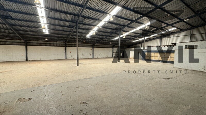 8 Minerva Ave, Lea Glen, Randburg - 1400m² Freestanding Industrial building To Rent - Lea Glen property image 25