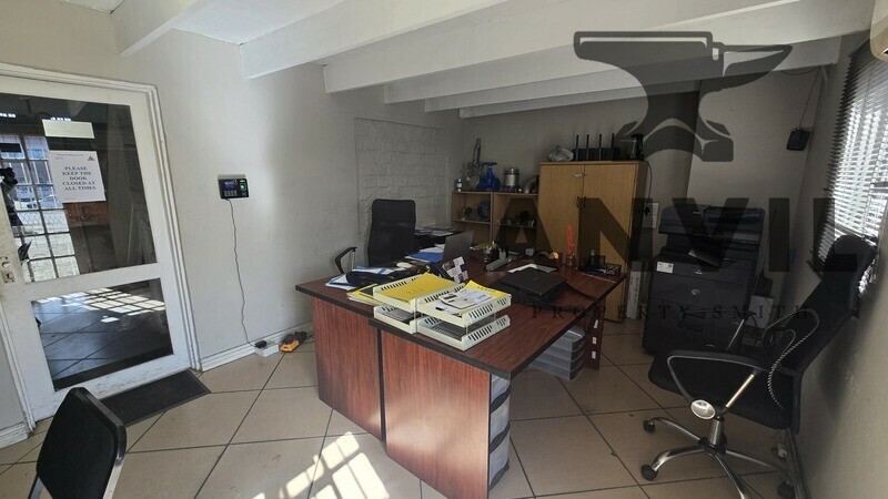 Brackenfell, 450m2 Warehouse To let  - Brackenfell, 450m2 Warehouse To let  property image 15