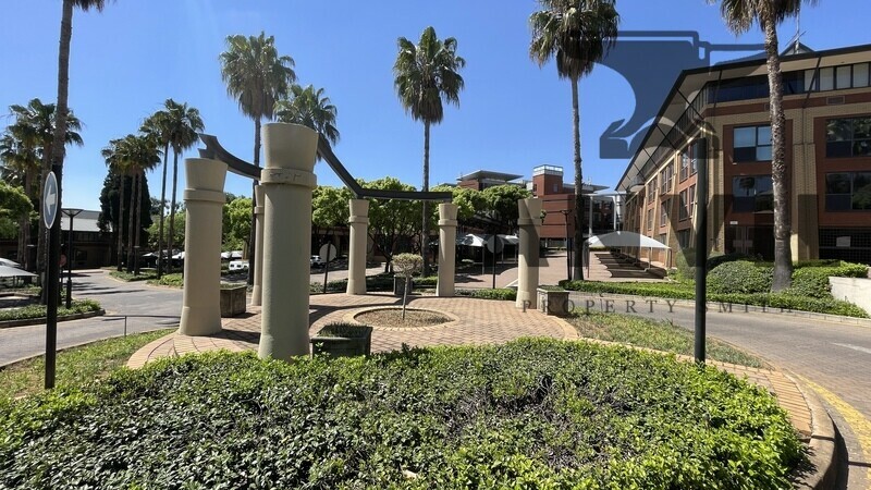 Hillview House - Entire Building