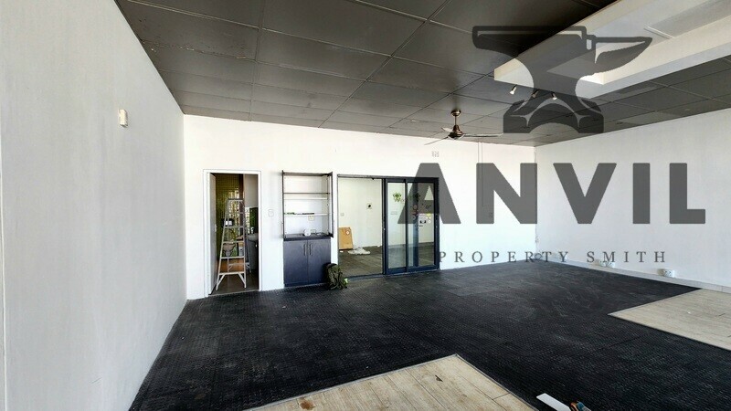 Sea Breeze Centre - Shop 6 property image 2