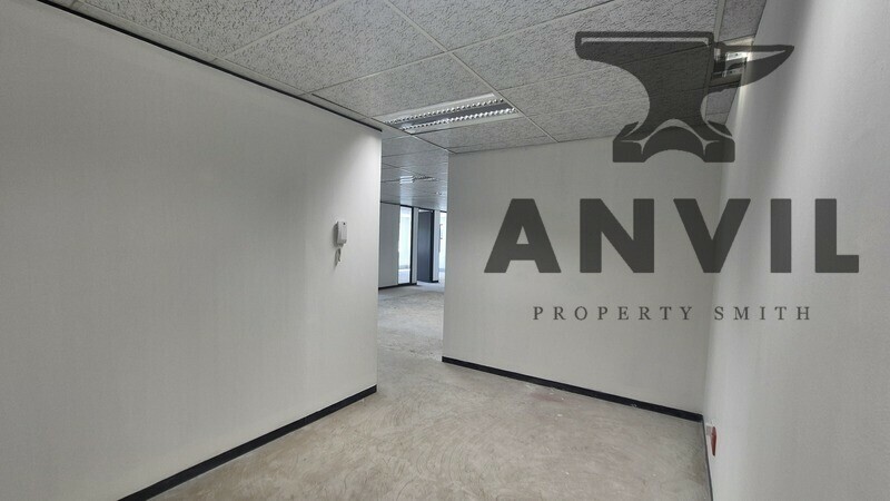 SIS House, Eton Office Park West - SIS House First Floor LHS property image 4