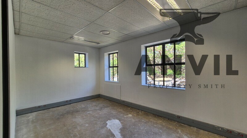 SIS House, Eton Office Park West - SIS House First Floor LHS property image 10