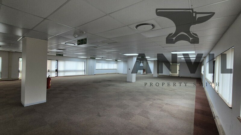 10 Junction Avenue - 10 Junction Road property image 12