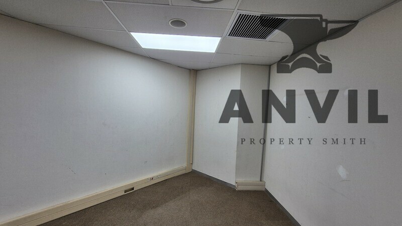 10 Junction Avenue - 10 Junction Road property image 13