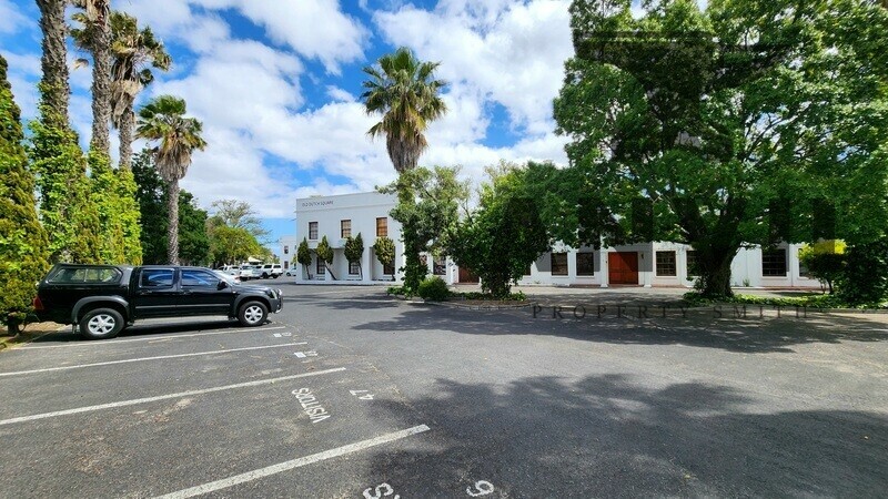 Old Dutch Square - Unit 8D property image 3