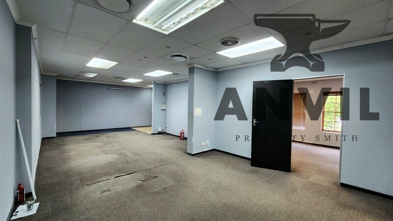 Old Dutch Square - Unit 5 property image 8