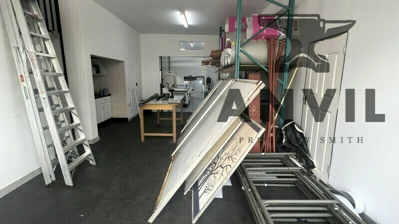 Skyview Retail Park - Unit 18 property image 7