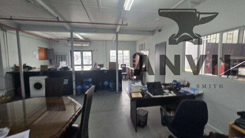 Silo Exchange - Front Unit property image 17