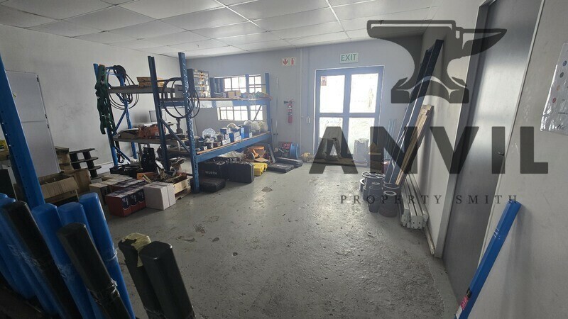 Silo Exchange - Front Unit + Smaller unit property image 9