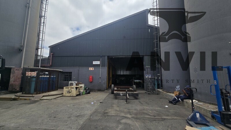 Silo Exchange - Front Unit + Smaller unit property image 34