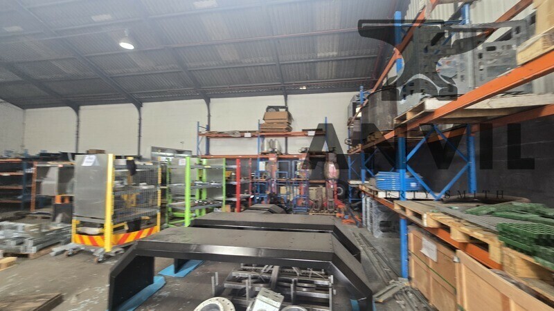 Silo Exchange - Small unit join to larger unit property image 5