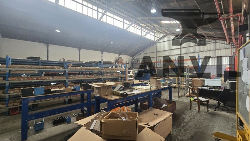 Silo Exchange - Small unit join to larger unit property image 9