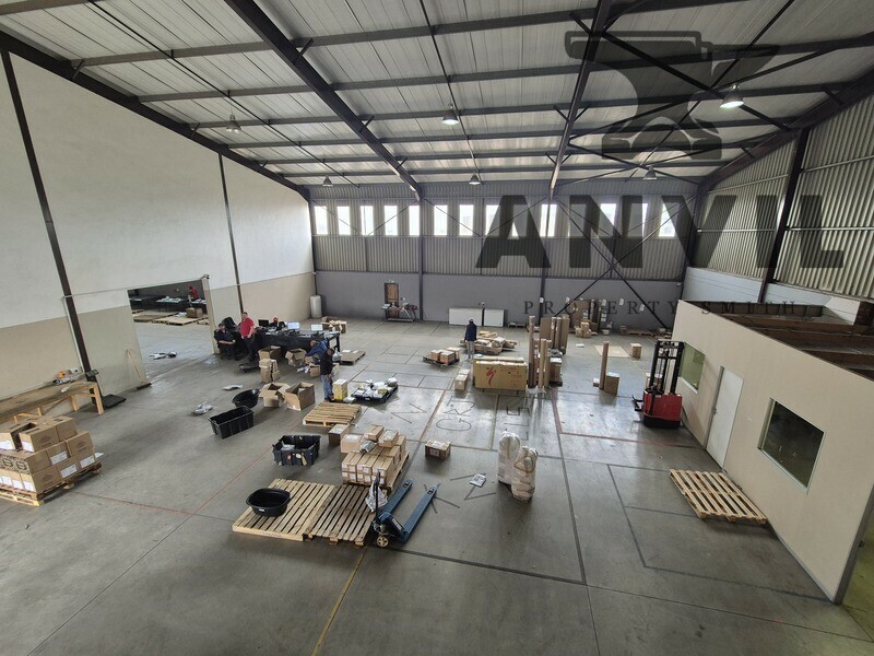 23 dakota Crescent  - 1,190m² A-Grade Warehouse To Let – Airport Park, Germiston property image 2
