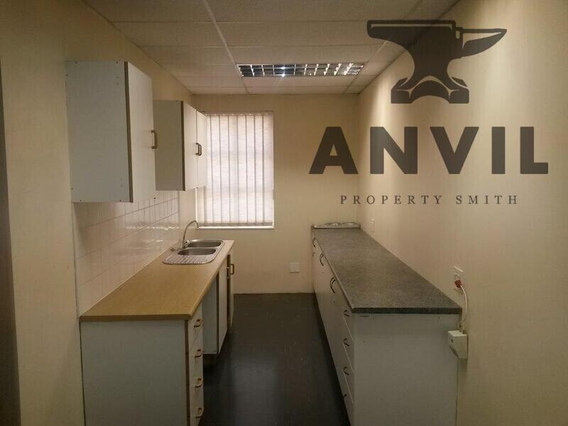 Bruma Boulevard - South 1st Floor Office property image 14