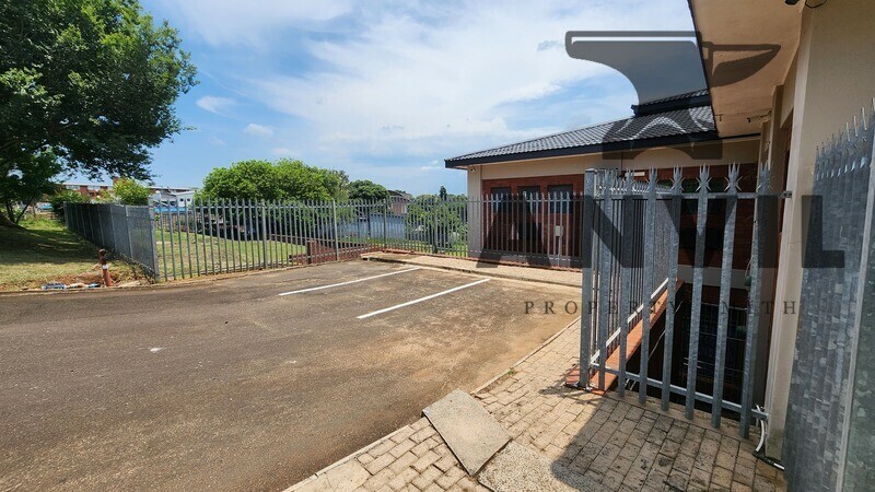 10 Ukula st, Carrington Place - UNIT 8  property image 3