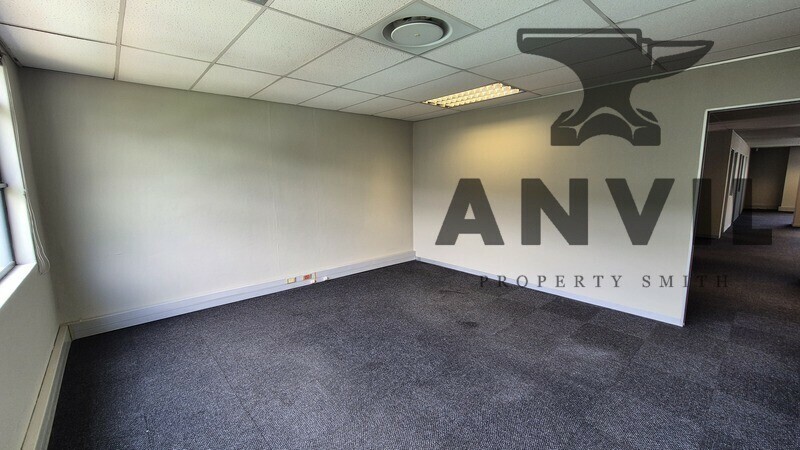 Island Office Park,35 Island Cir, Riverhorse Valley - Unit 520 property image 6