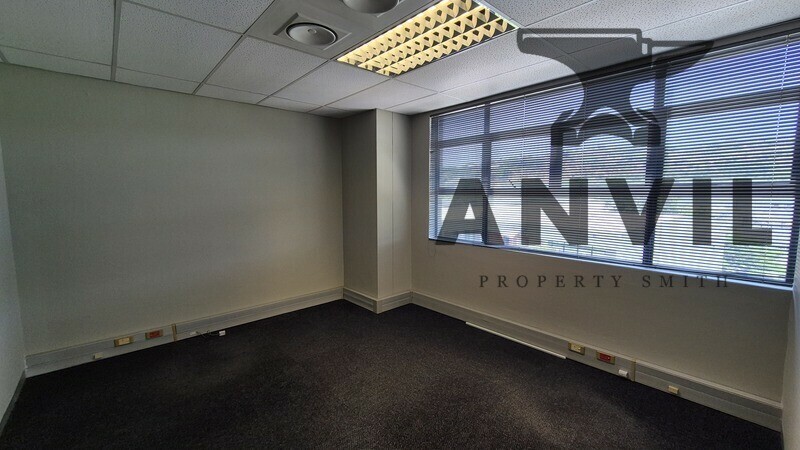 Island Office Park,35 Island Cir, Riverhorse Valley - Unit 520 property image 11