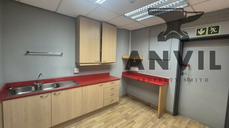 Sunnyside Office Park, Parktown - Sentinel House First Floor property image 23
