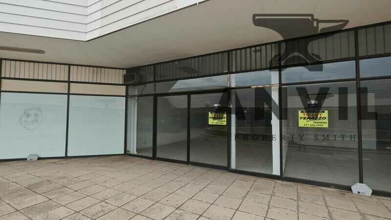 Brakpan Plaza, Brakpan  - Shop 9 property image 2