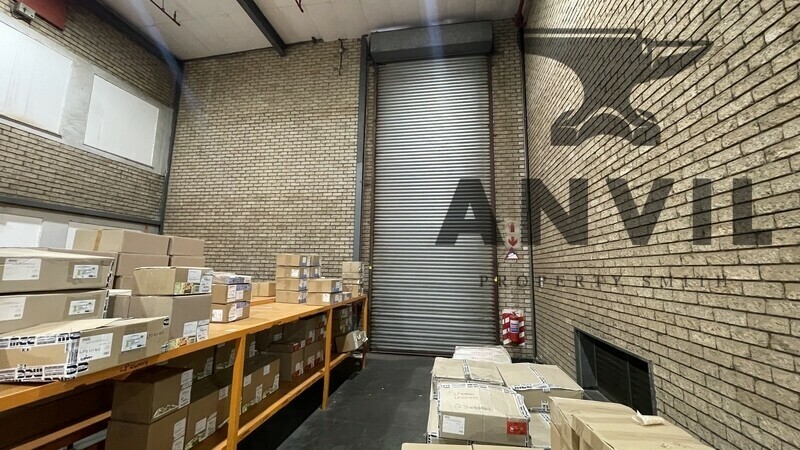 19 Van Eck - Old RCL unit property image 13