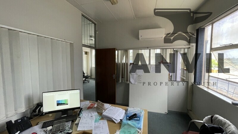 19 Van Eck - Old RCL unit property image 29