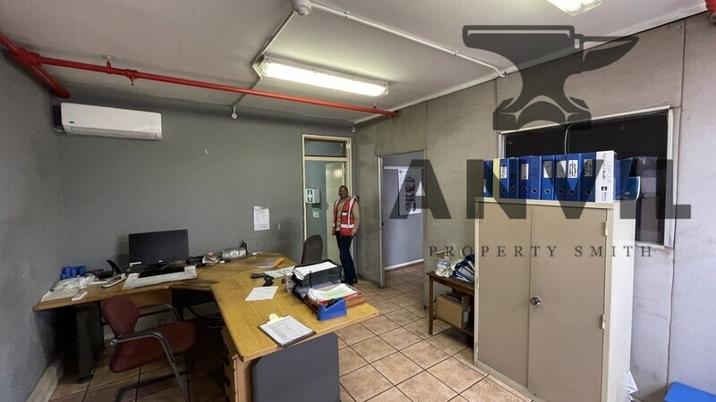 19 Van Eck - Old RCL unit property image 36