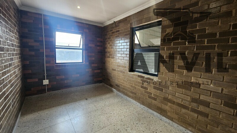 8 Brons Crescent, Gauteng Business Park, Clayville - Unit 11 property image 11