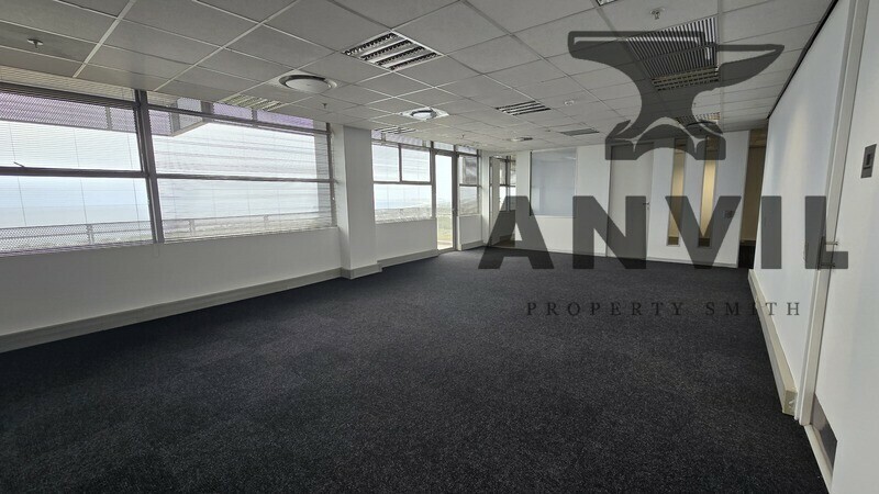 Strauss Daly Place, 41 Richefond Circle, Umhlanga  - 7th Floor, Unit 702 property image 2