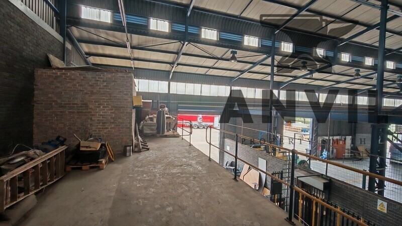 98 Loper Avenue - Entire Building  property image 5