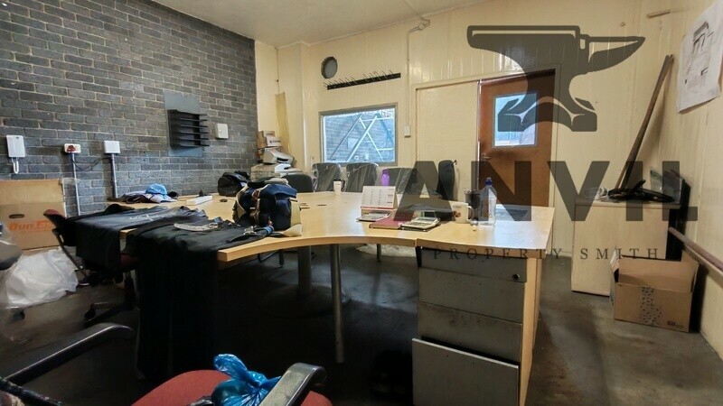 98 Loper Avenue - Entire Building  property image 12