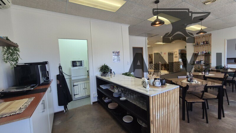 6 Honeywell Road - C2A property image 11