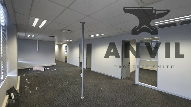 Clearwater Corporate North Office Park - Block B - Ground Floor - 866M2 property image 11