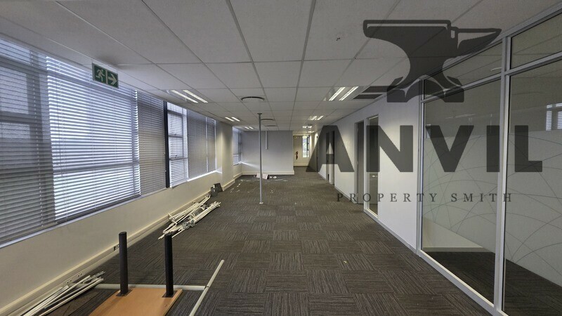 Clearwater Corporate North Office Park - Block B - Ground Floor - 866M2 property image 14