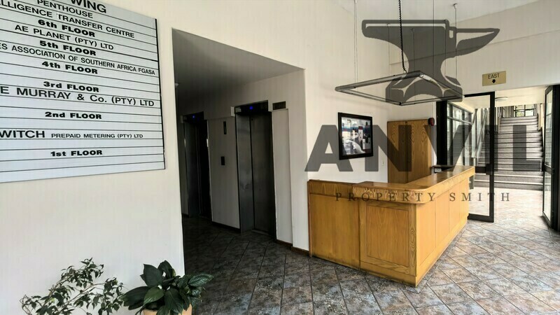 343 Surrey Avenue - 1st floor, East property image 3