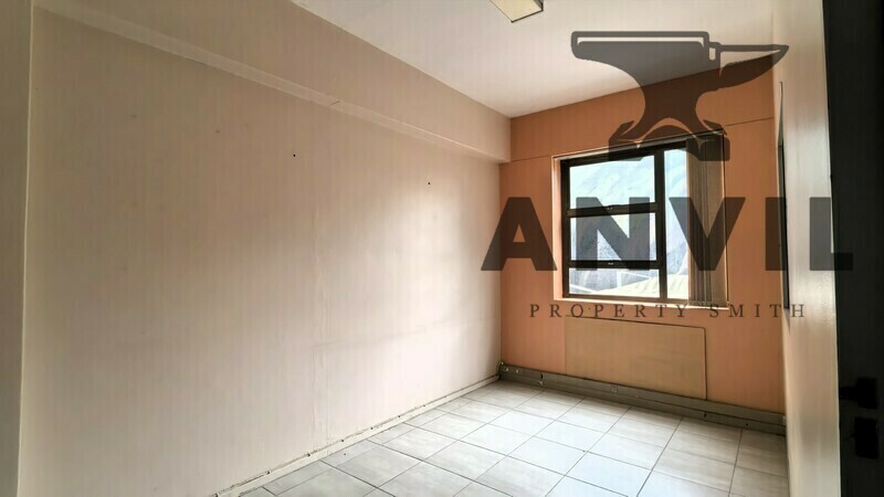 343 Surrey Avenue - 1st floor, East property image 6