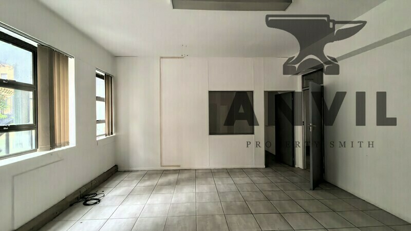 343 Surrey Avenue - 1st floor, East property image 7