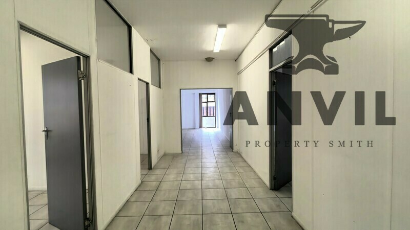 343 Surrey Avenue - 1st floor, East property image 10