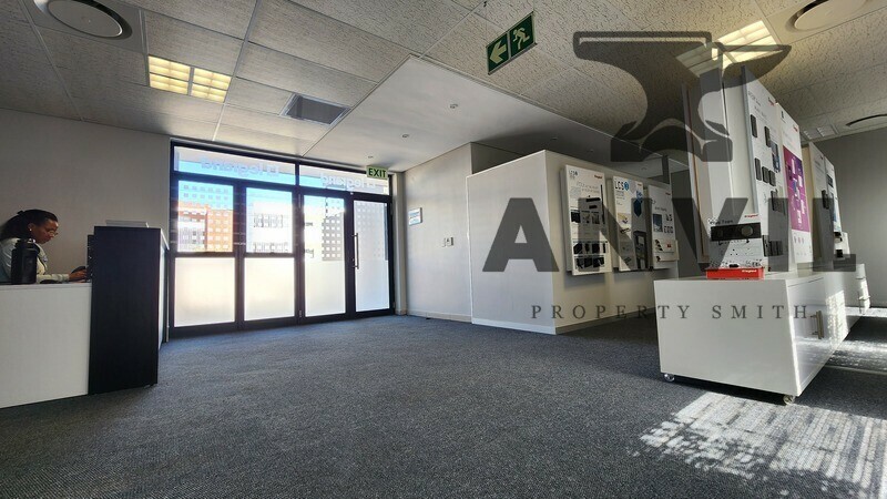 Manhattan Corner - Corner Unit (Portion 2) property image 2