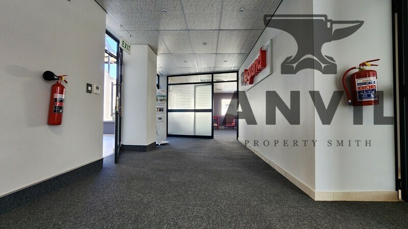 Manhattan Corner - Corner Unit property image 2