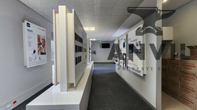 Manhattan Corner - Corner Unit property image 7