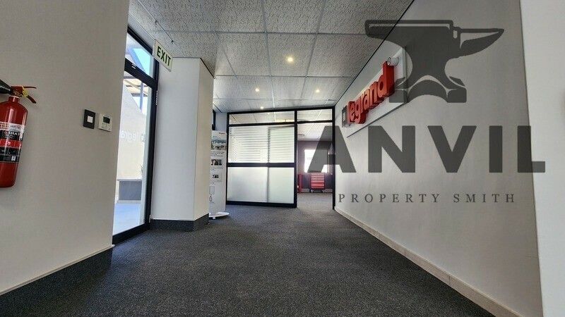 Manhattan Corner - Corner Unit property image 11