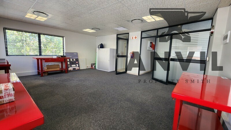 Manhattan Corner - Corner Unit property image 12