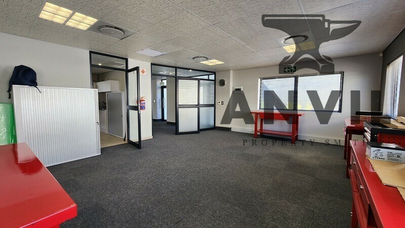 Manhattan Corner - Corner Unit property image 13