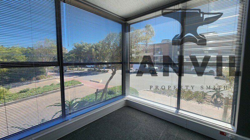 Manhattan Corner - Corner Unit property image 19