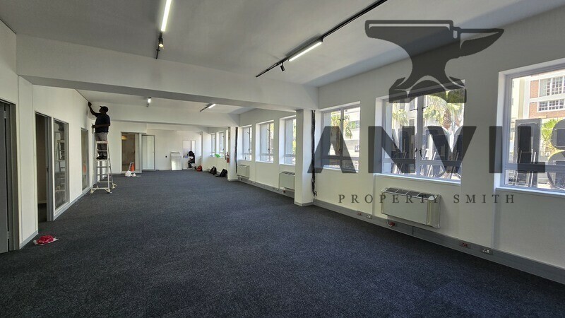 The Block - 1st Floor Suite property image 10